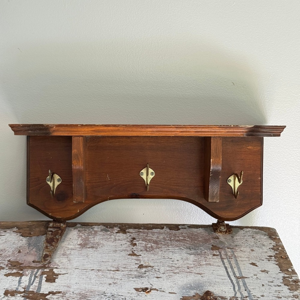 Vintage Wooden Wall Shelf 3 Brass Hooks Scalloped Edge Entryway Rack Farmhouse